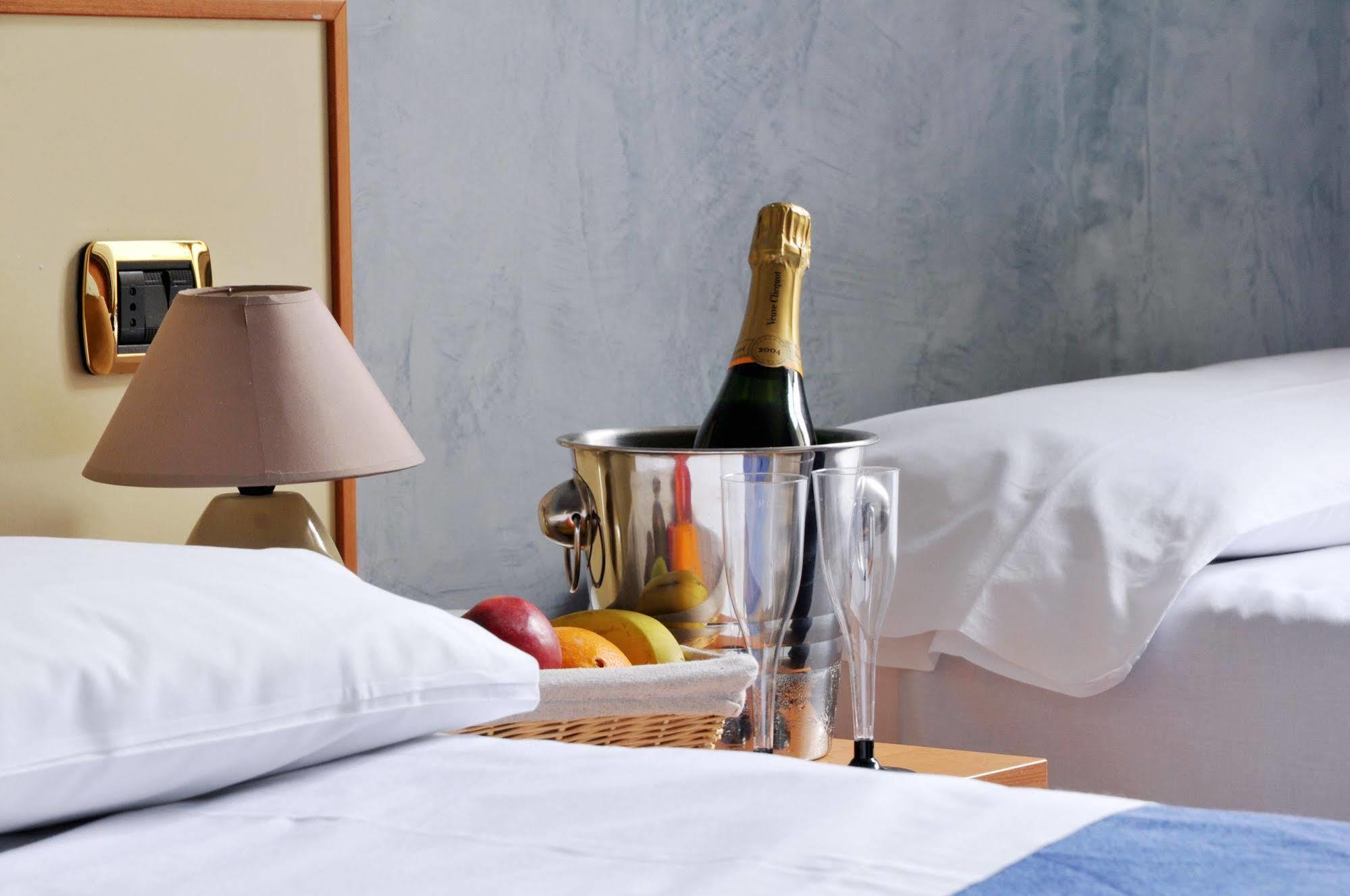 Hotel Angelica Флоренція Екстер'єр фото